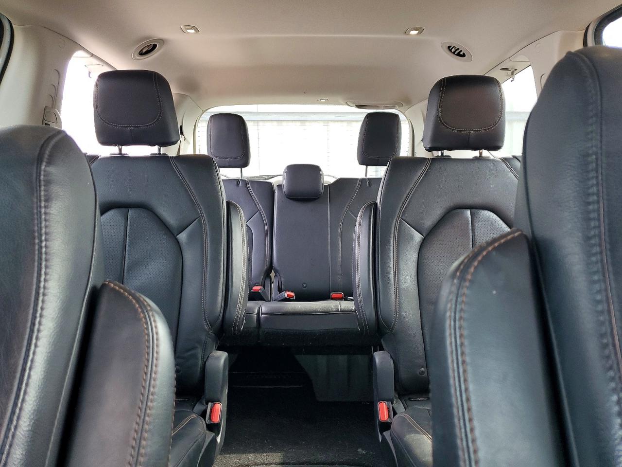2019 CHRYSLER PACIFICA TOURING L photo 19
