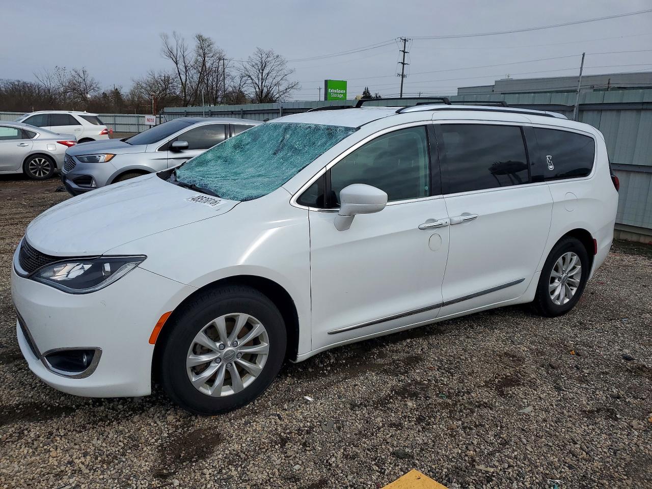 2019 CHRYSLER PACIFICA