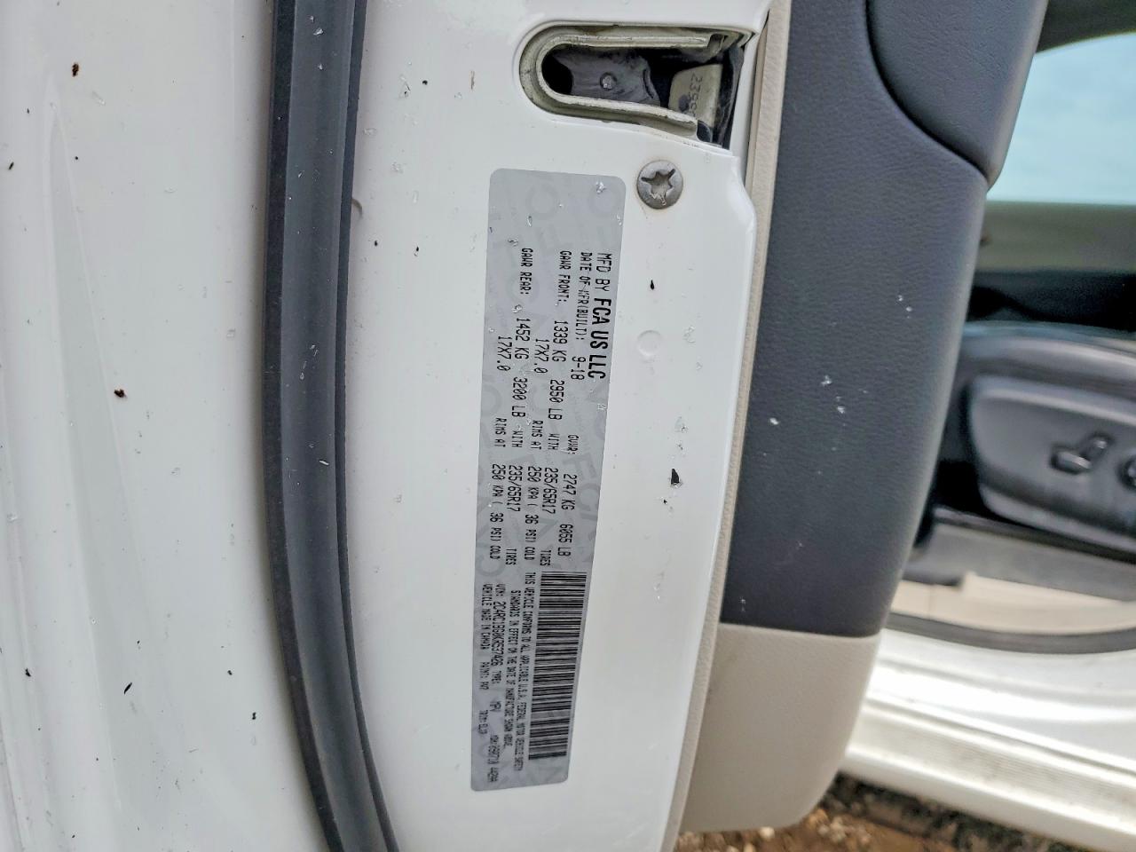 2019 CHRYSLER PACIFICA TOURING L photo 25