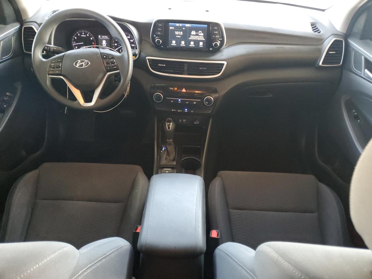 2019 HYUNDAI TUCSON SE photo 8