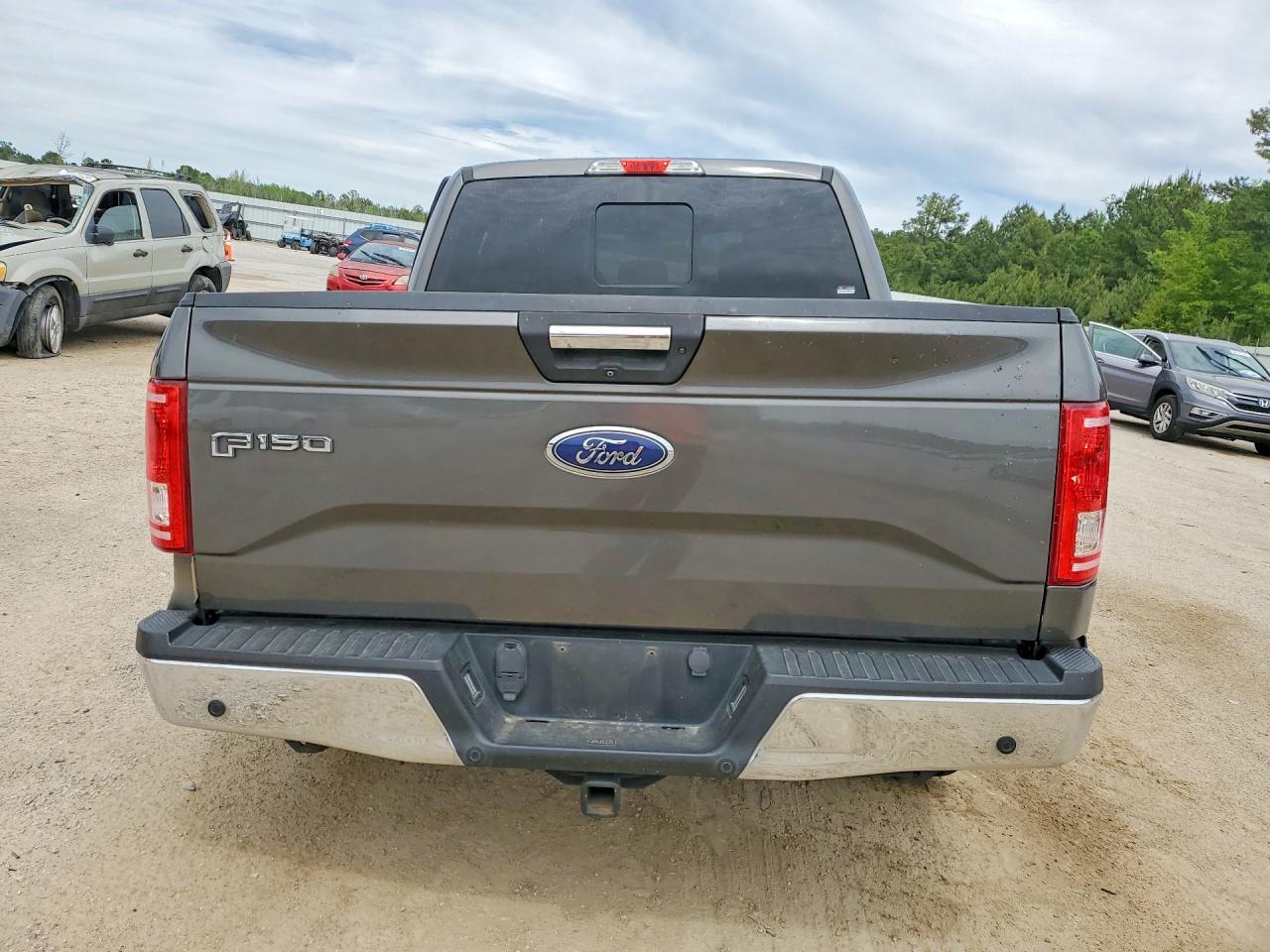 2017 FORD F150 SUPERCREW photo 11
