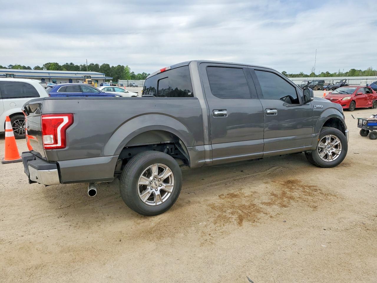 2017 FORD F150 SUPERCREW photo 5