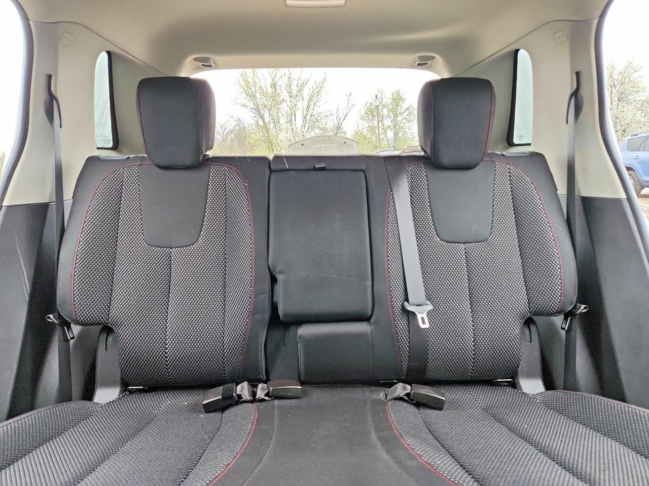 2015 GMC TERRAIN SLE photo 28