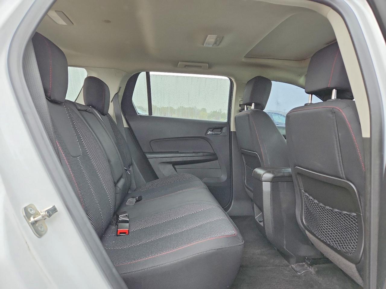 2015 GMC TERRAIN SLE photo 31