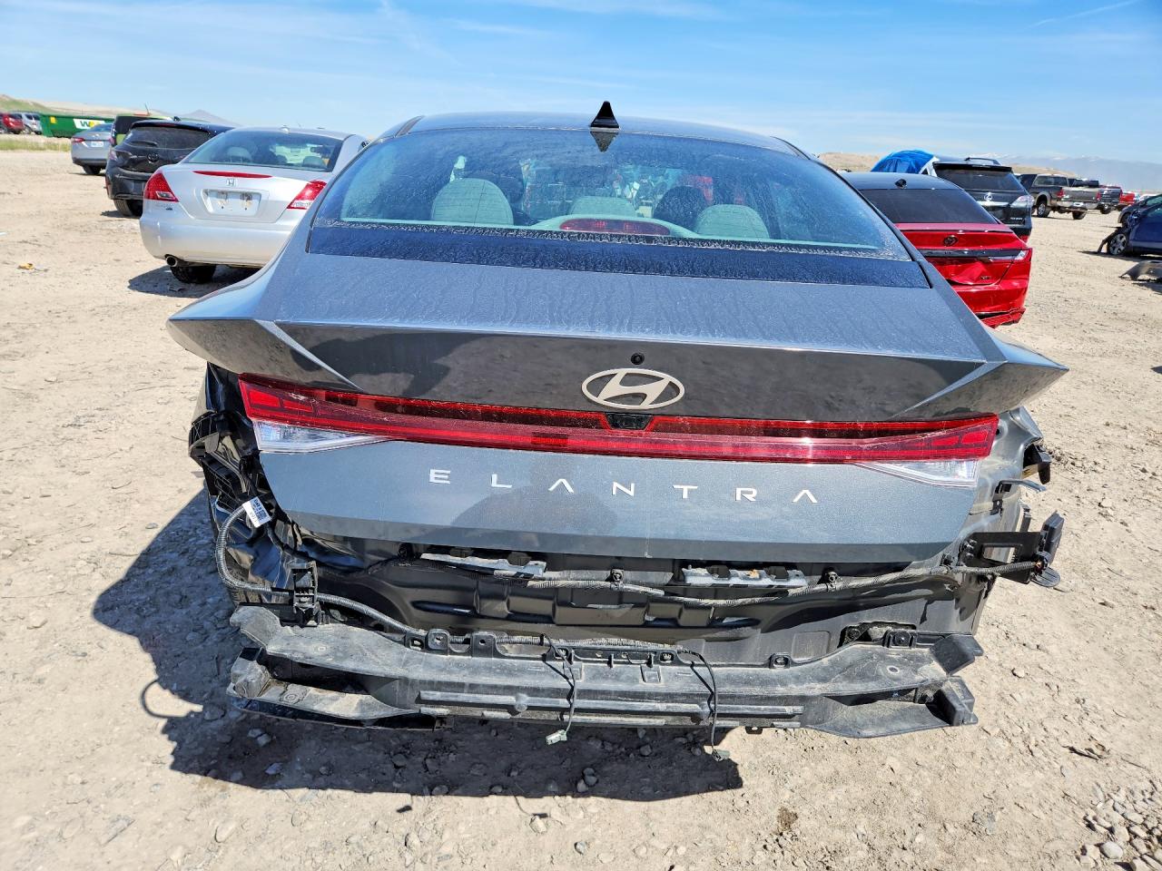 2024 HYUNDAI ELANTRA SEL photo 16
