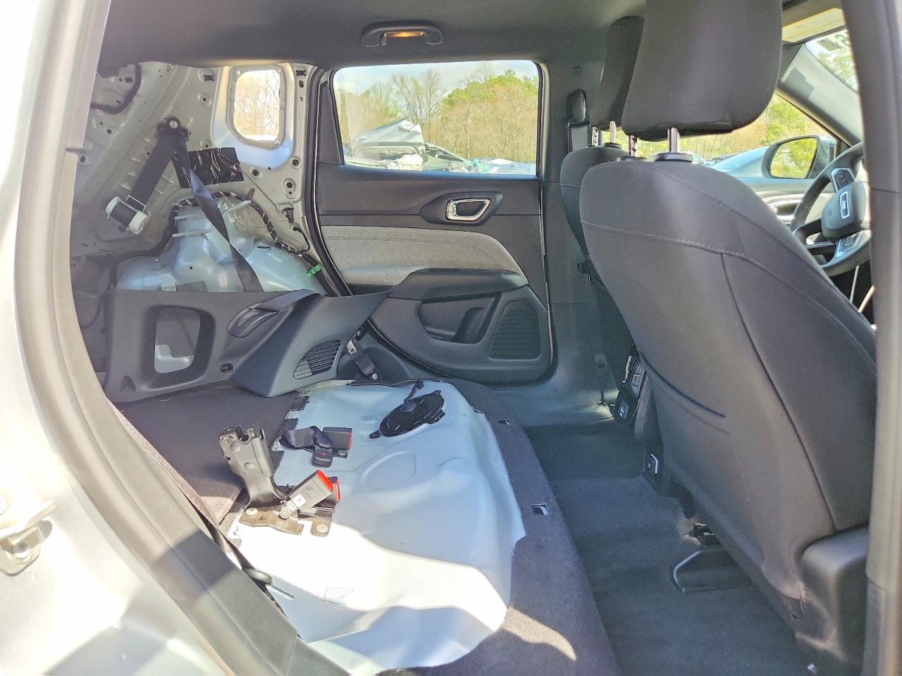 2024 JEEP COMPASS SPORT photo 21