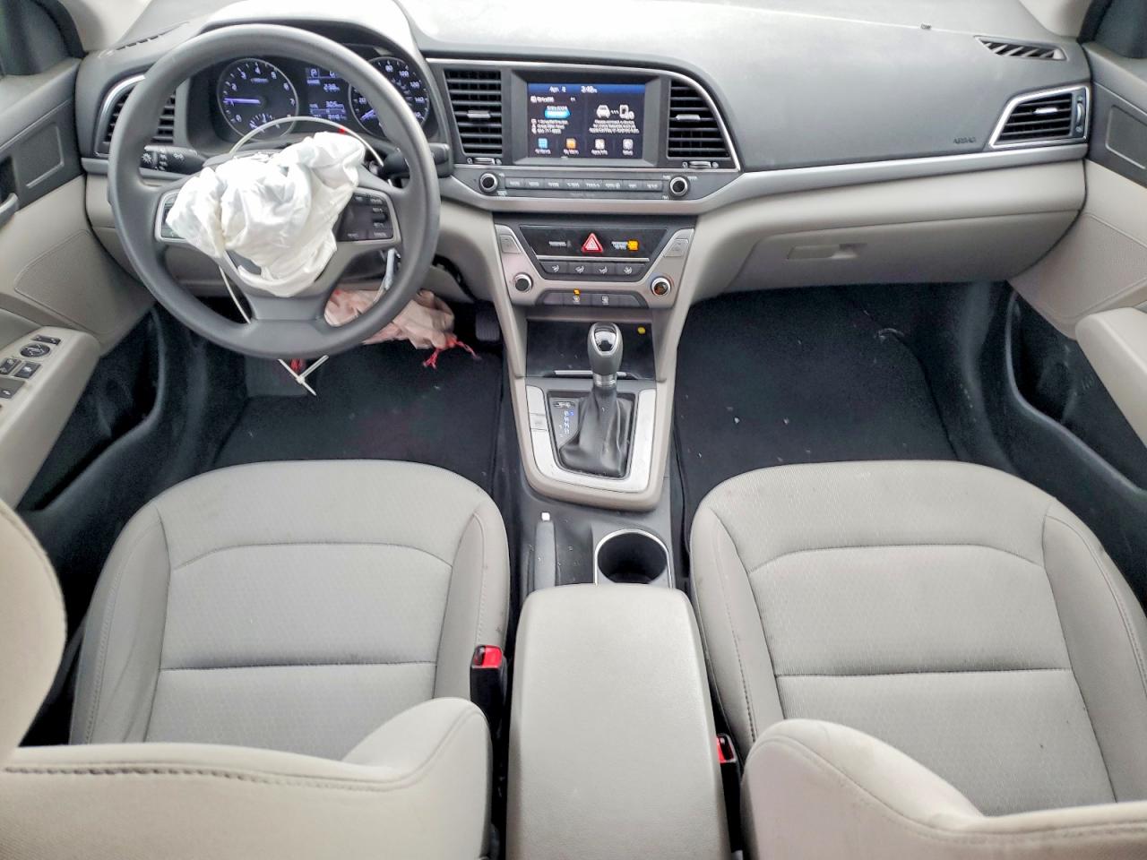 2017 HYUNDAI ELANTRA SE photo 8