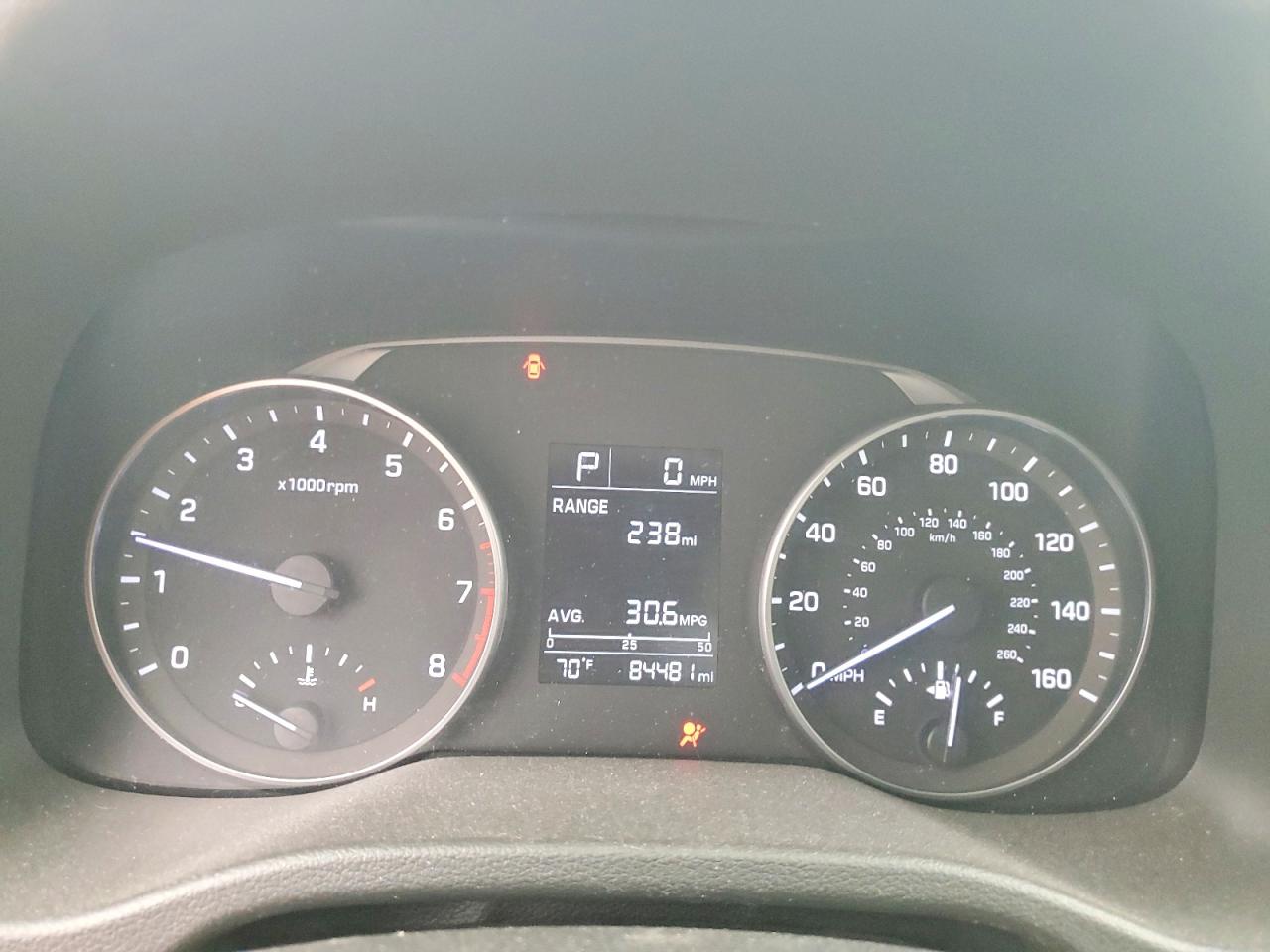 2017 HYUNDAI ELANTRA SE photo 9