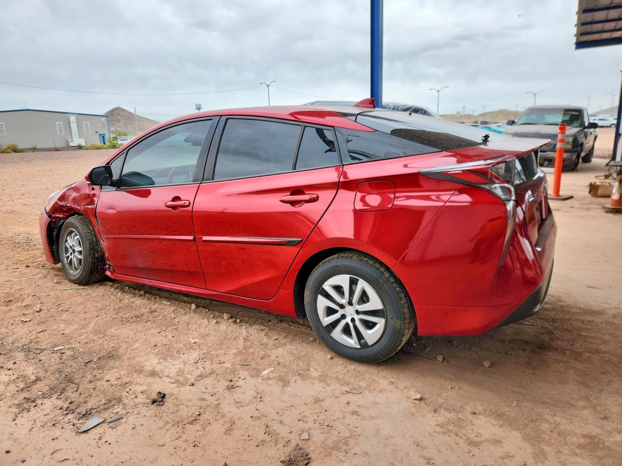 2016 TOYOTA PRIUS FOUR photo 4