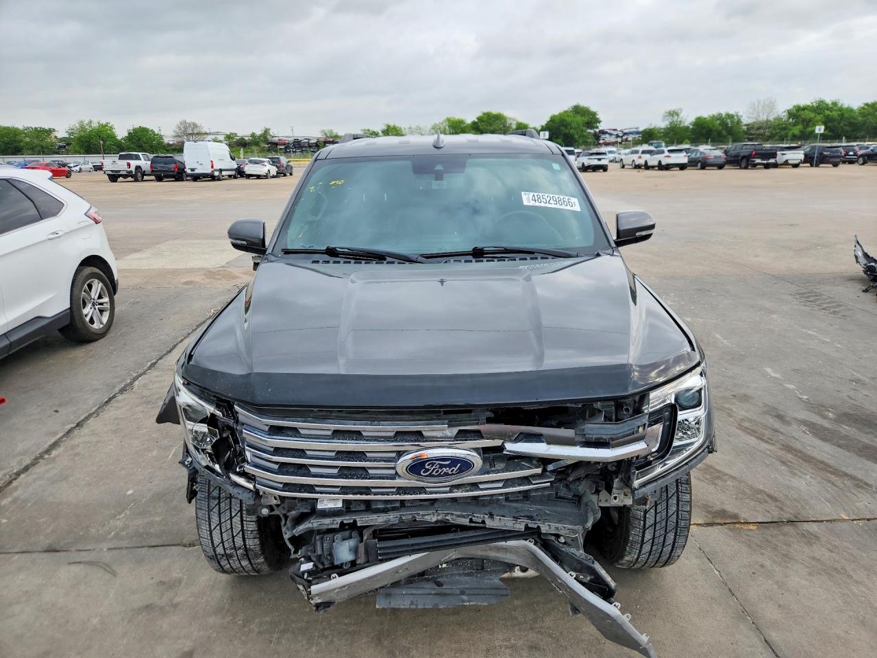 2019 FORD EXPEDITION XLT photo 9