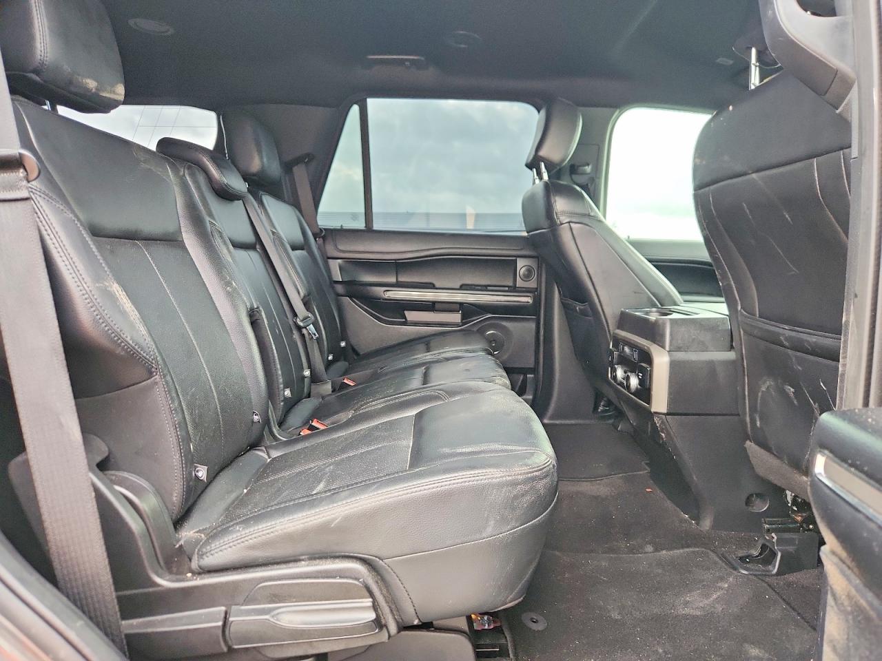 2019 FORD EXPEDITION XLT photo 21