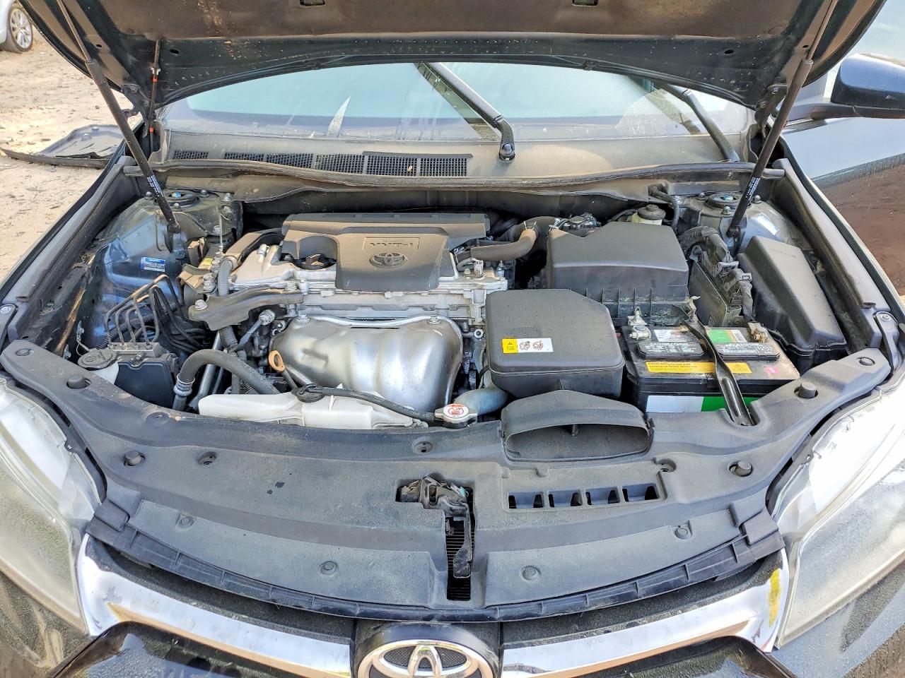 2017 TOYOTA CAMRY LE photo 31