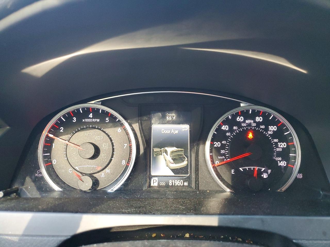 2017 TOYOTA CAMRY LE photo 25