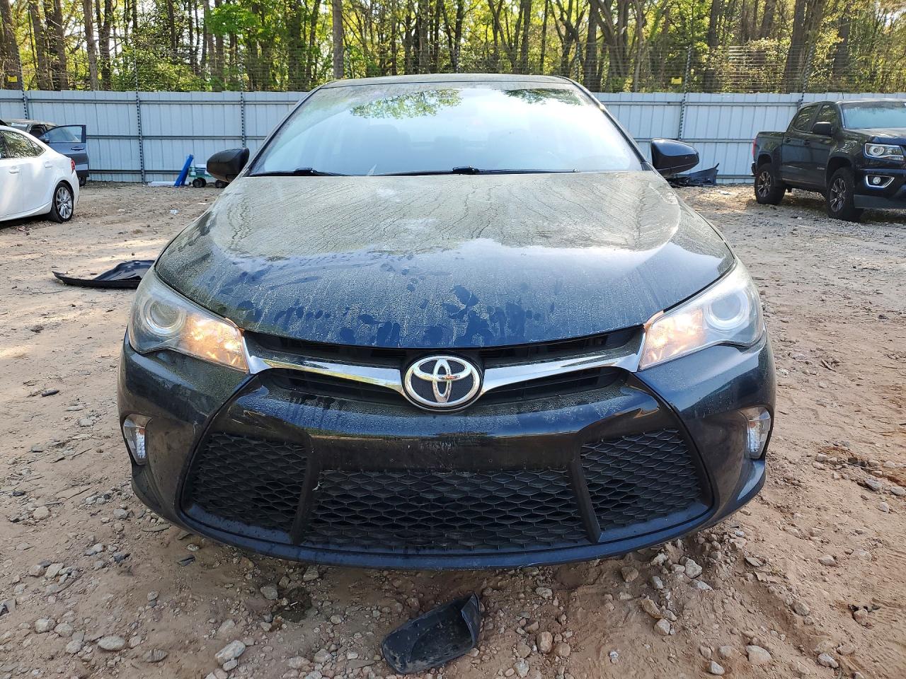 2017 TOYOTA CAMRY LE photo 13