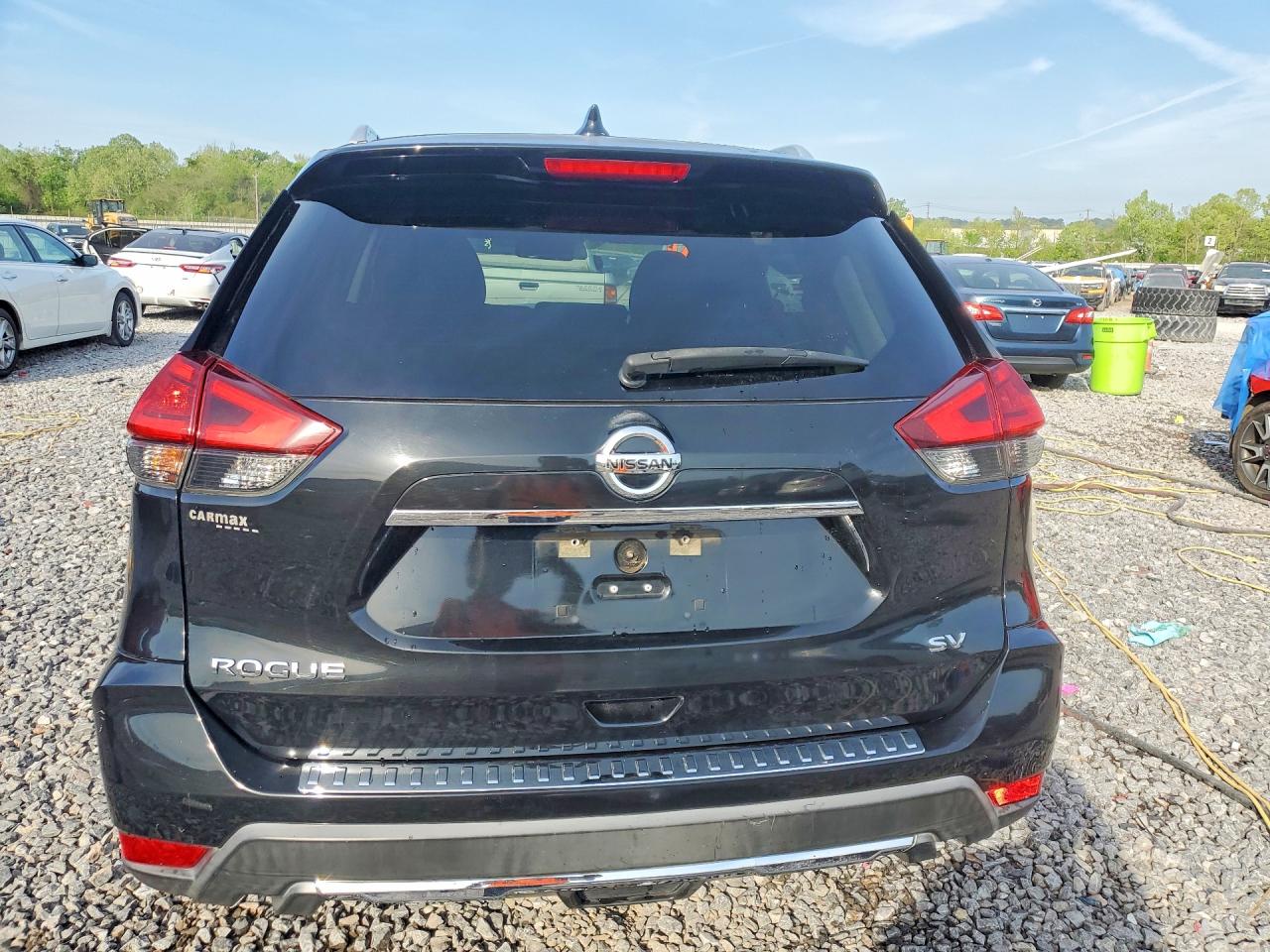 2017 NISSAN ROGUE SV photo 16