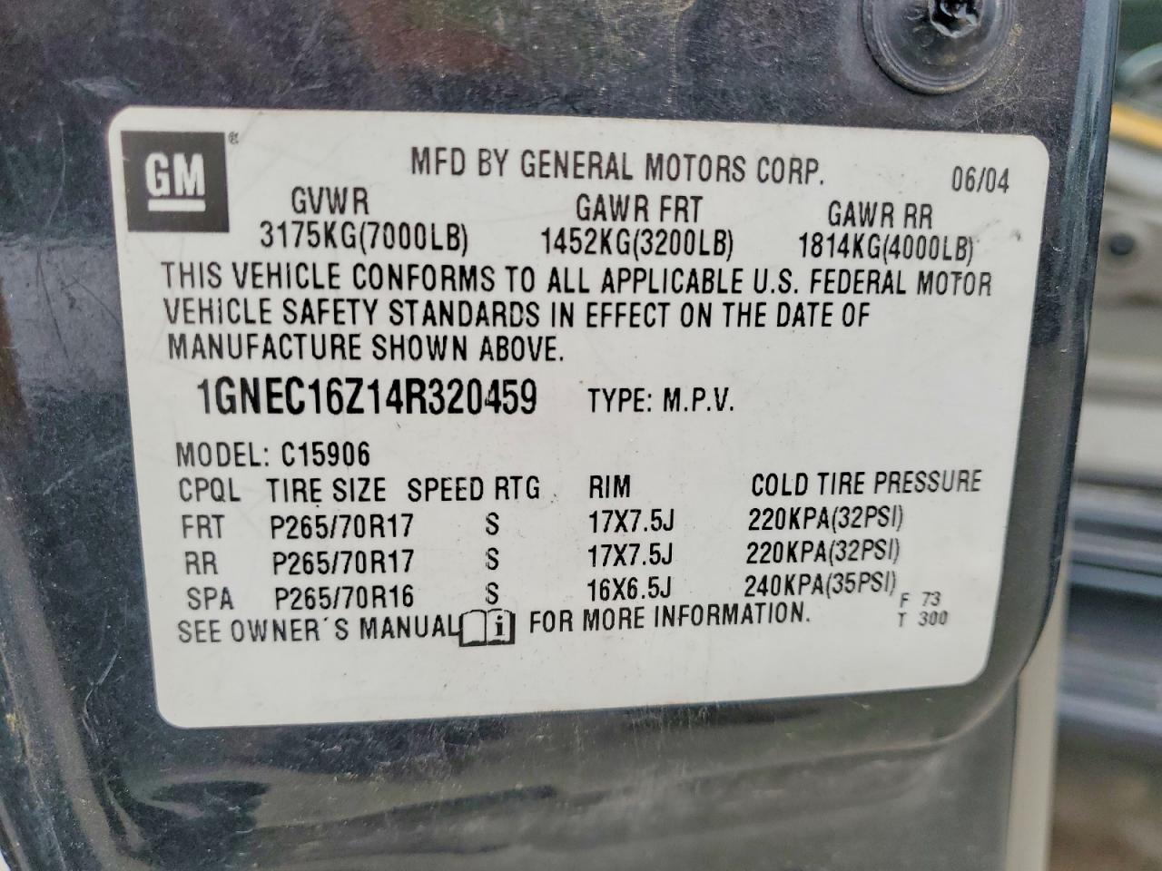 2004 CHEVROLET SUBURBAN C1500 photo 13