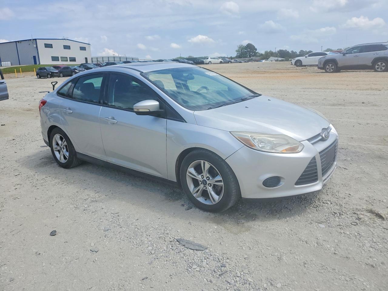 2014 FORD FOCUS SE photo 10