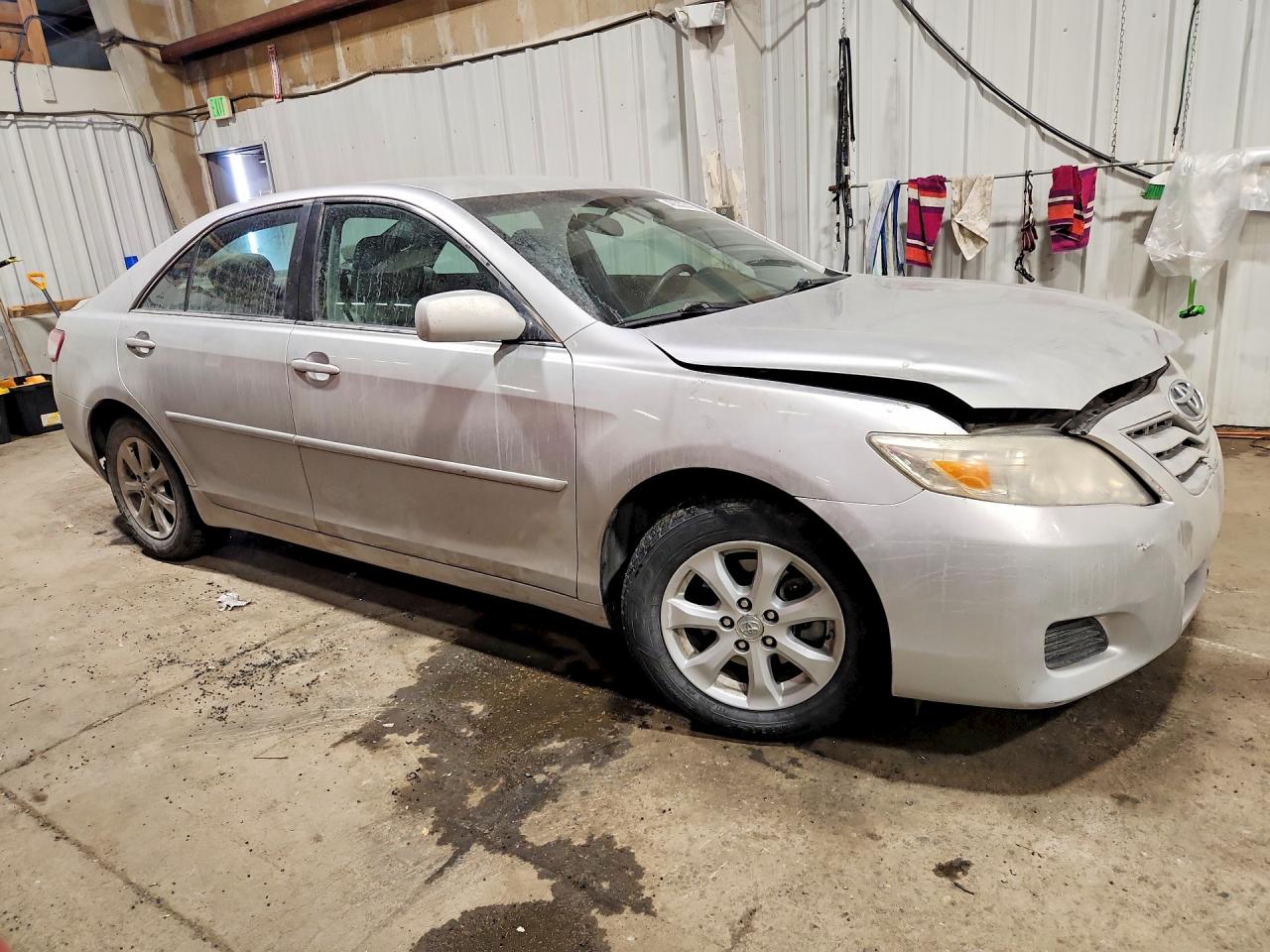 2010 TOYOTA CAMRY LE photo 7