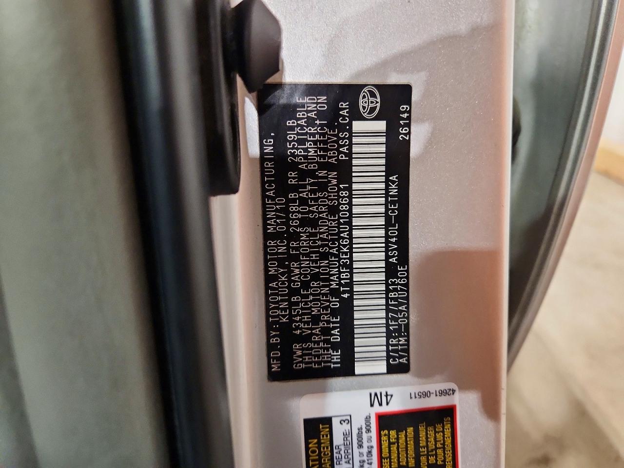 2010 TOYOTA CAMRY LE photo 23