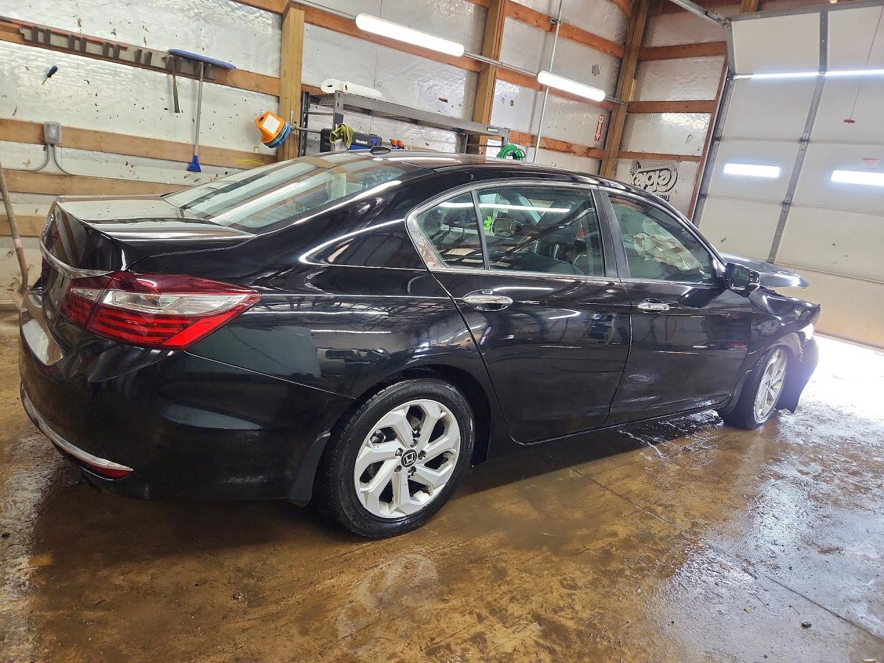 2017 HONDA ACCORD EX photo 7