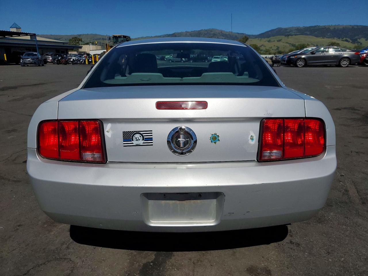 2008 FORD MUSTANG photo 11