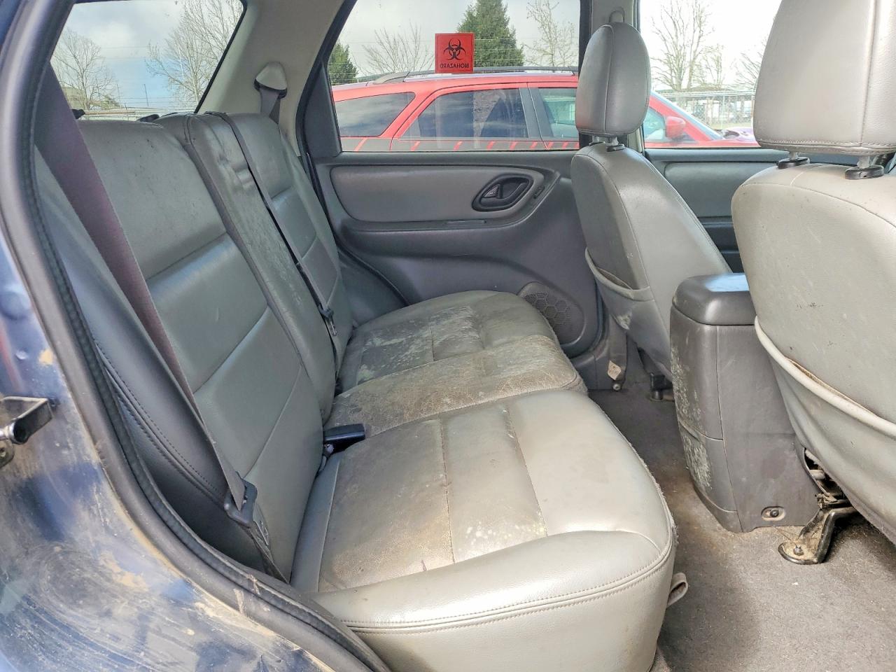 2005 FORD ESCAPE XLT photo 21