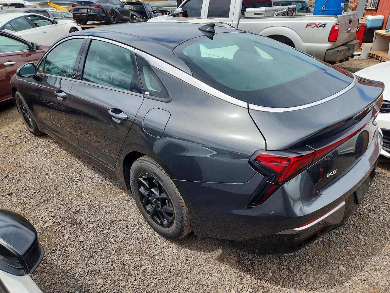 2025 KIA K5 LXS photo 4