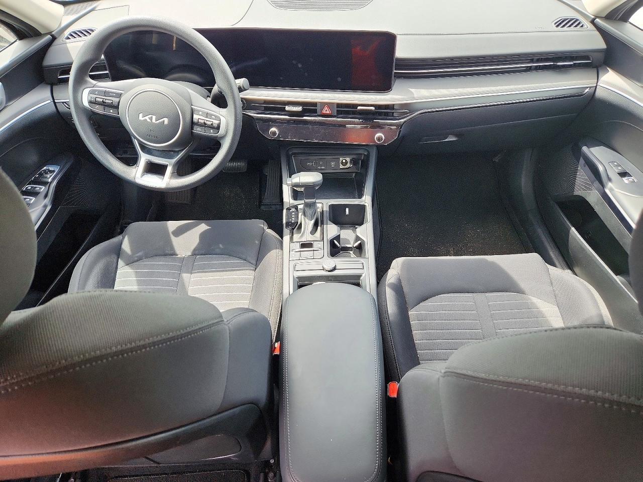 2025 KIA K5 LXS photo 22