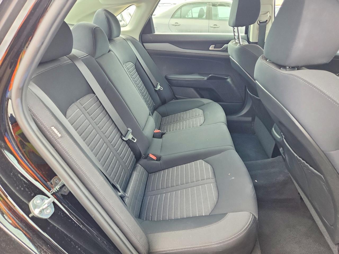 2025 KIA K5 LXS photo 19
