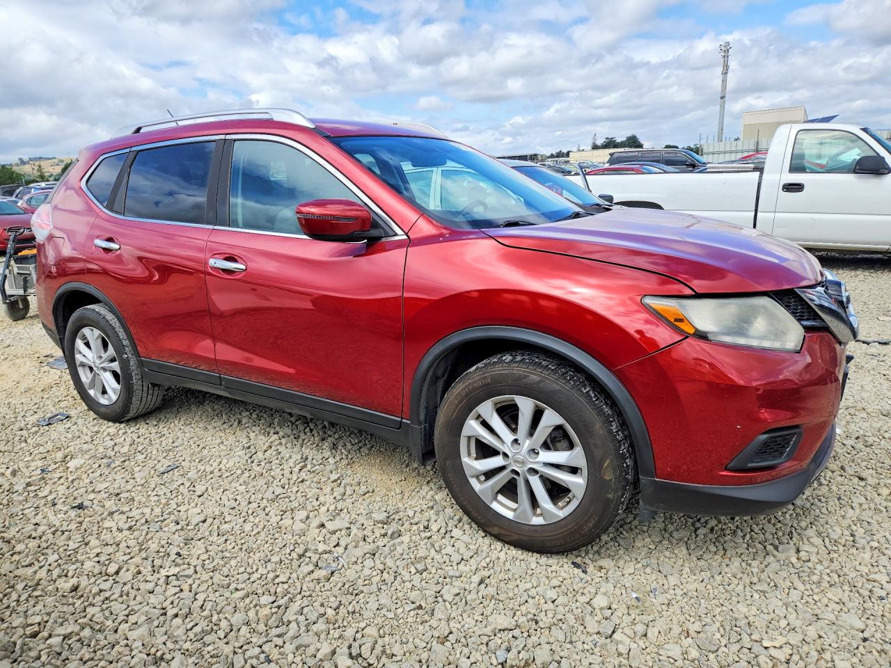 2016 NISSAN ROGUE SV photo 4