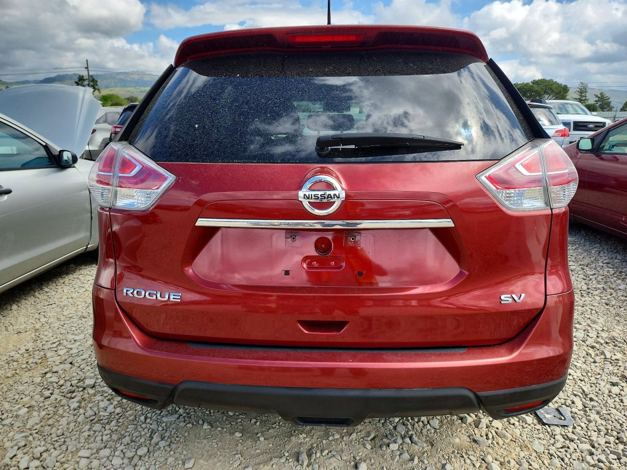 2016 NISSAN ROGUE SV photo 6