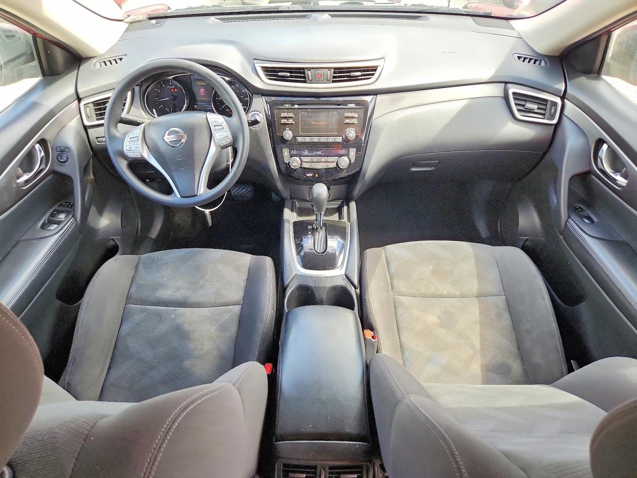 2016 NISSAN ROGUE SV photo 8