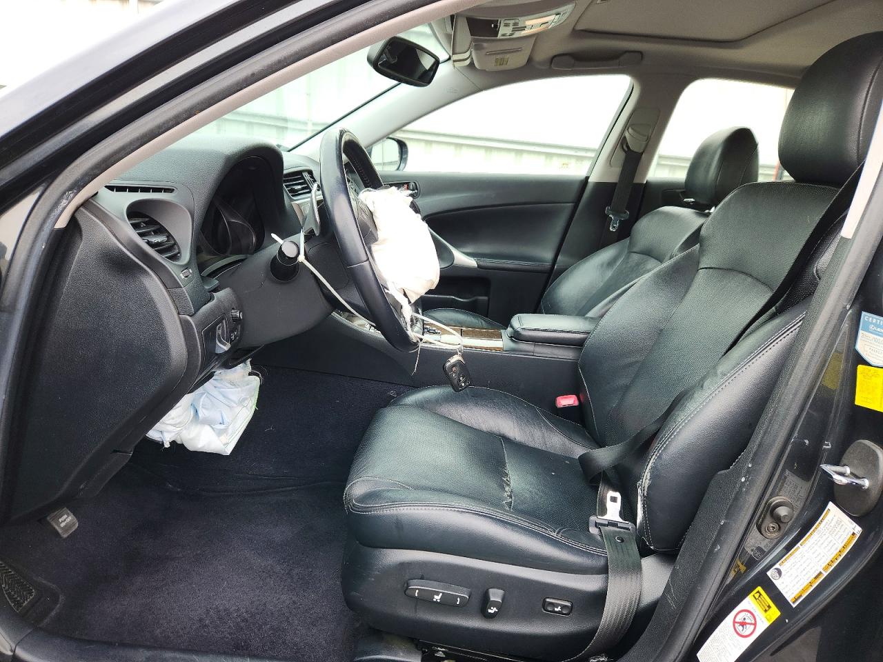 2010 LEXUS IS 250 photo 19
