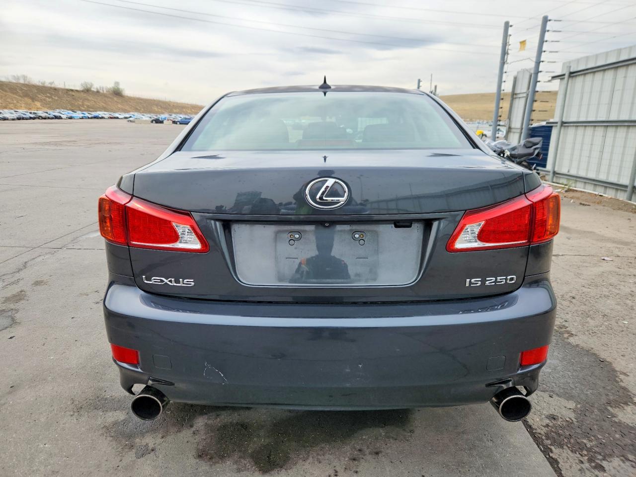 2010 LEXUS IS 250 photo 16