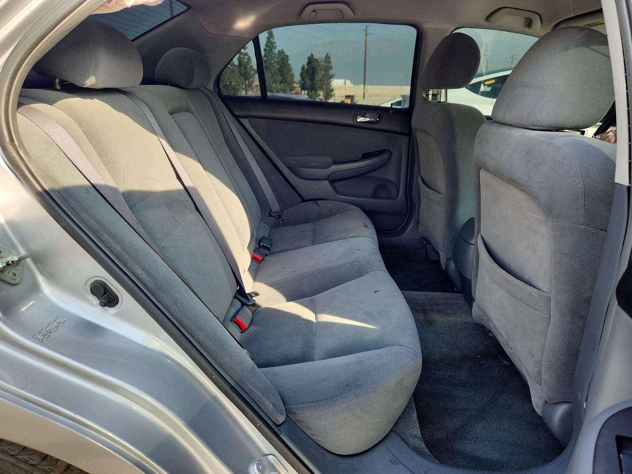 2007 HONDA ACCORD LX photo 19