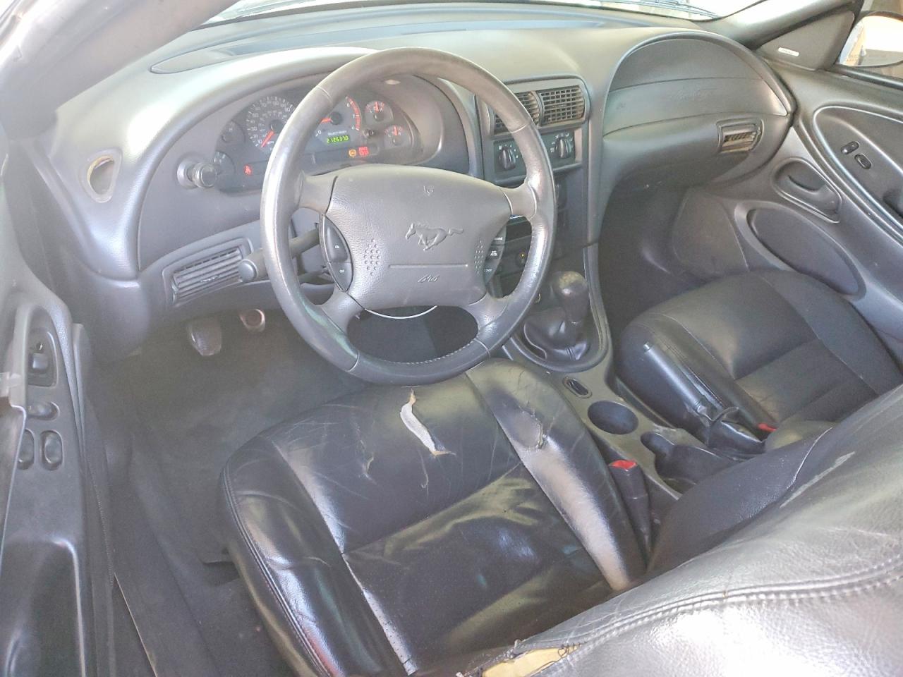 2004 FORD MUSTANG GT photo 15