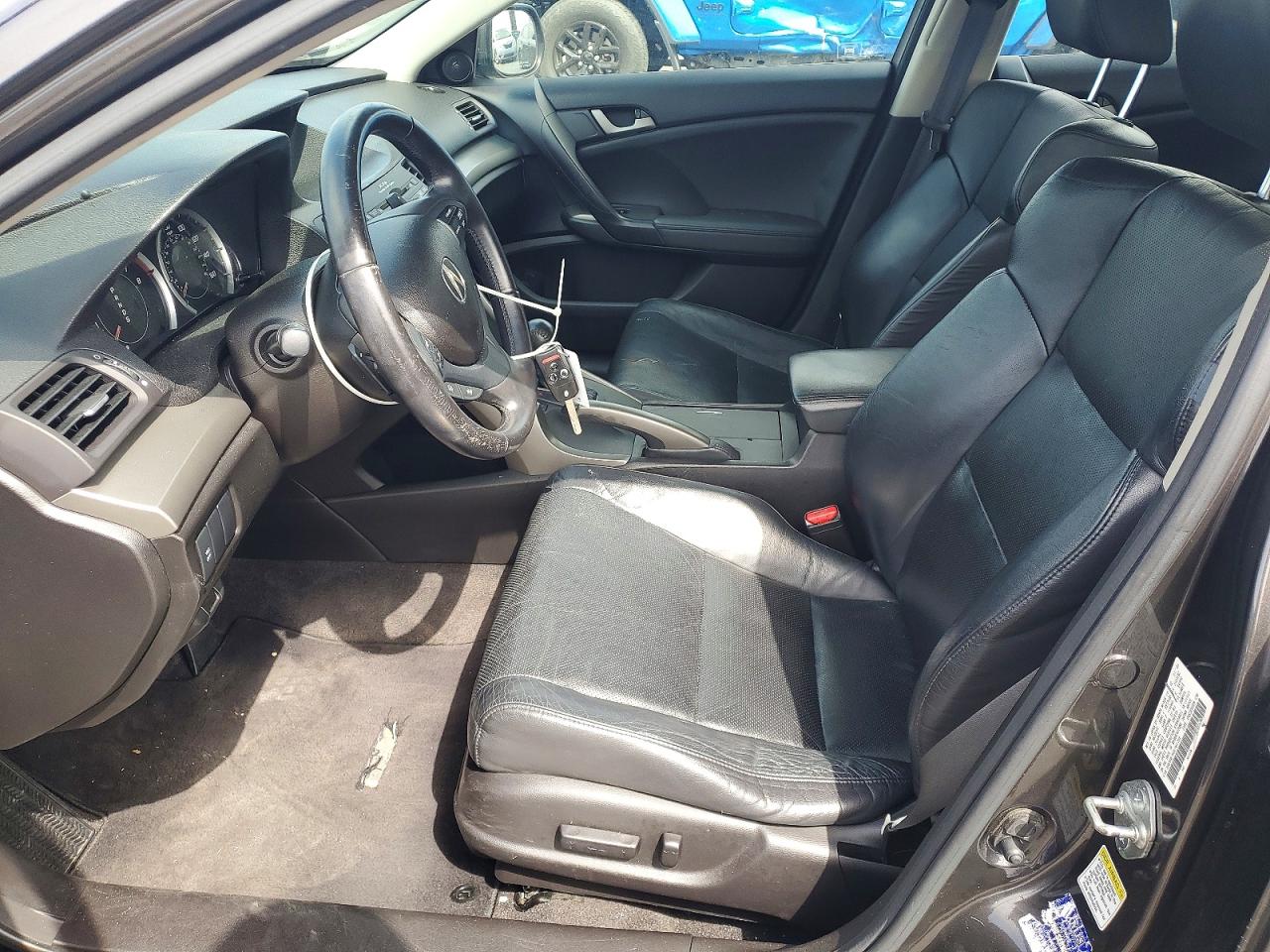 2010 ACURA TSX photo 13