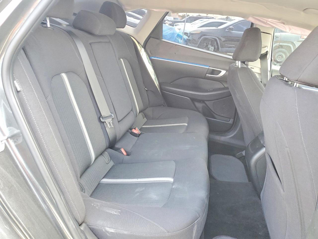2025 HYUNDAI SONATA SEL photo 19