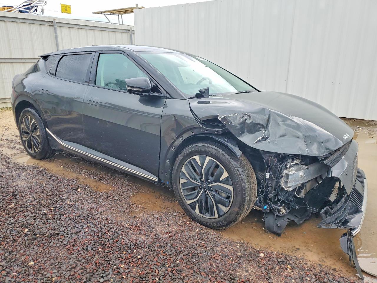 2024 KIA EV6 WIND photo 7