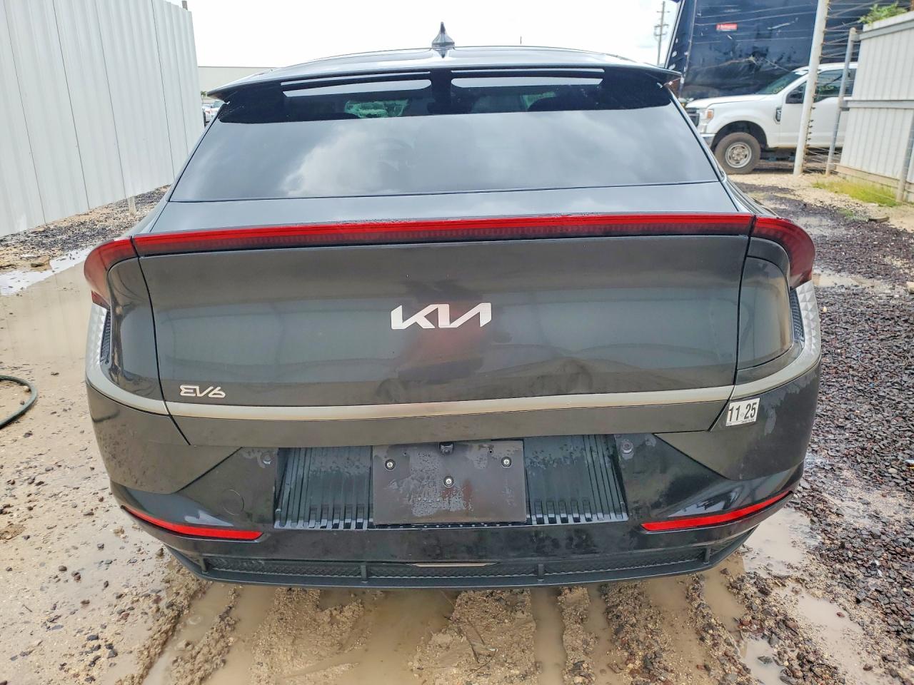 2024 KIA EV6 WIND photo 11