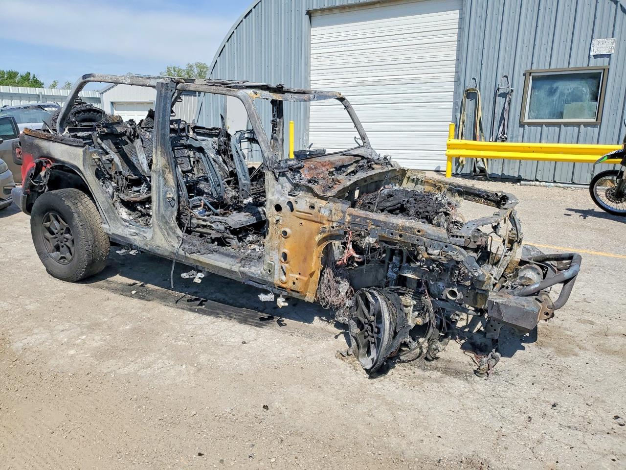 2019 JEEP WRANGLER UNLIMITED SAHARA photo 7