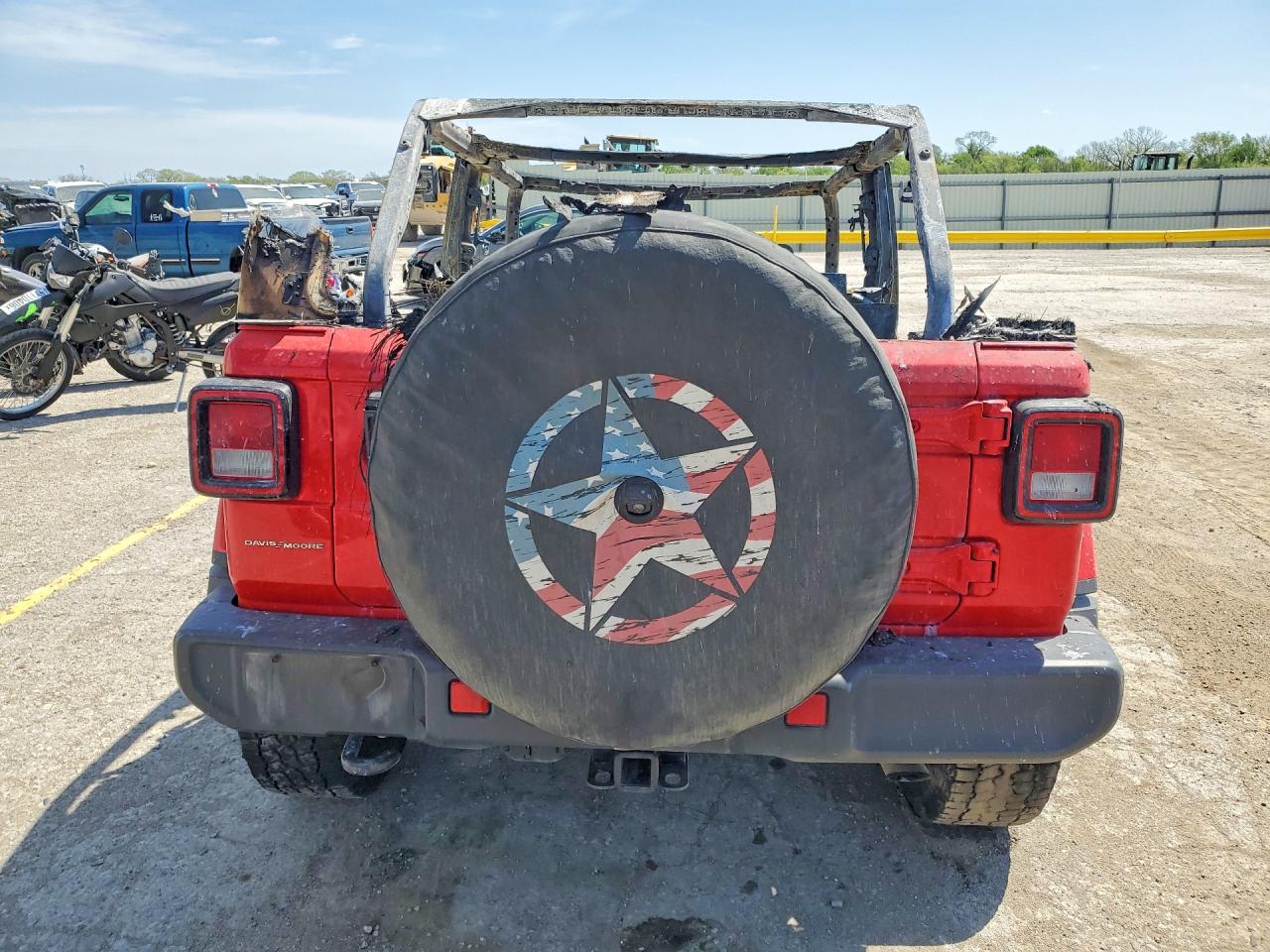 2019 JEEP WRANGLER UNLIMITED SAHARA photo 11