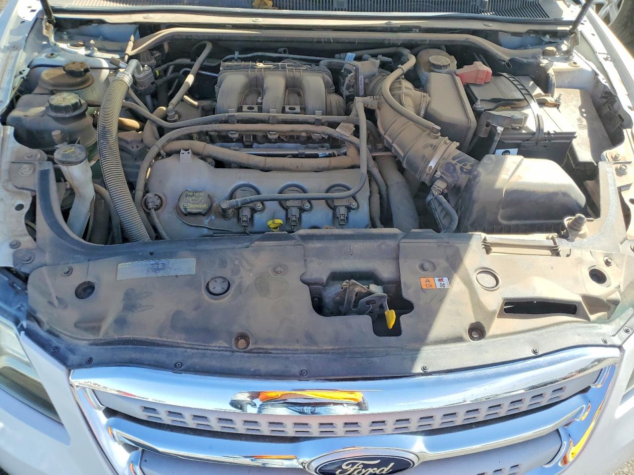 2011 FORD TAURUS SEL photo 21