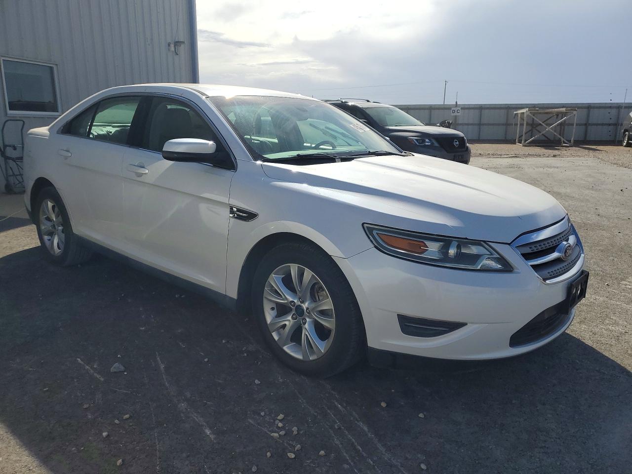2011 FORD TAURUS SEL photo 7