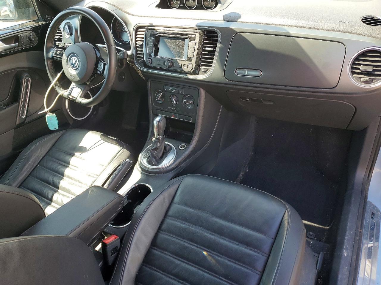 2015 VOLKSWAGEN BEETLE R-LINE photo 8