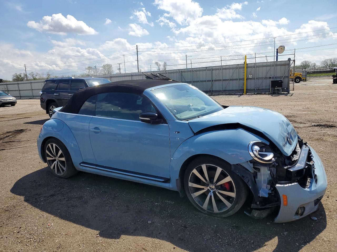 2015 VOLKSWAGEN BEETLE R-LINE photo 4