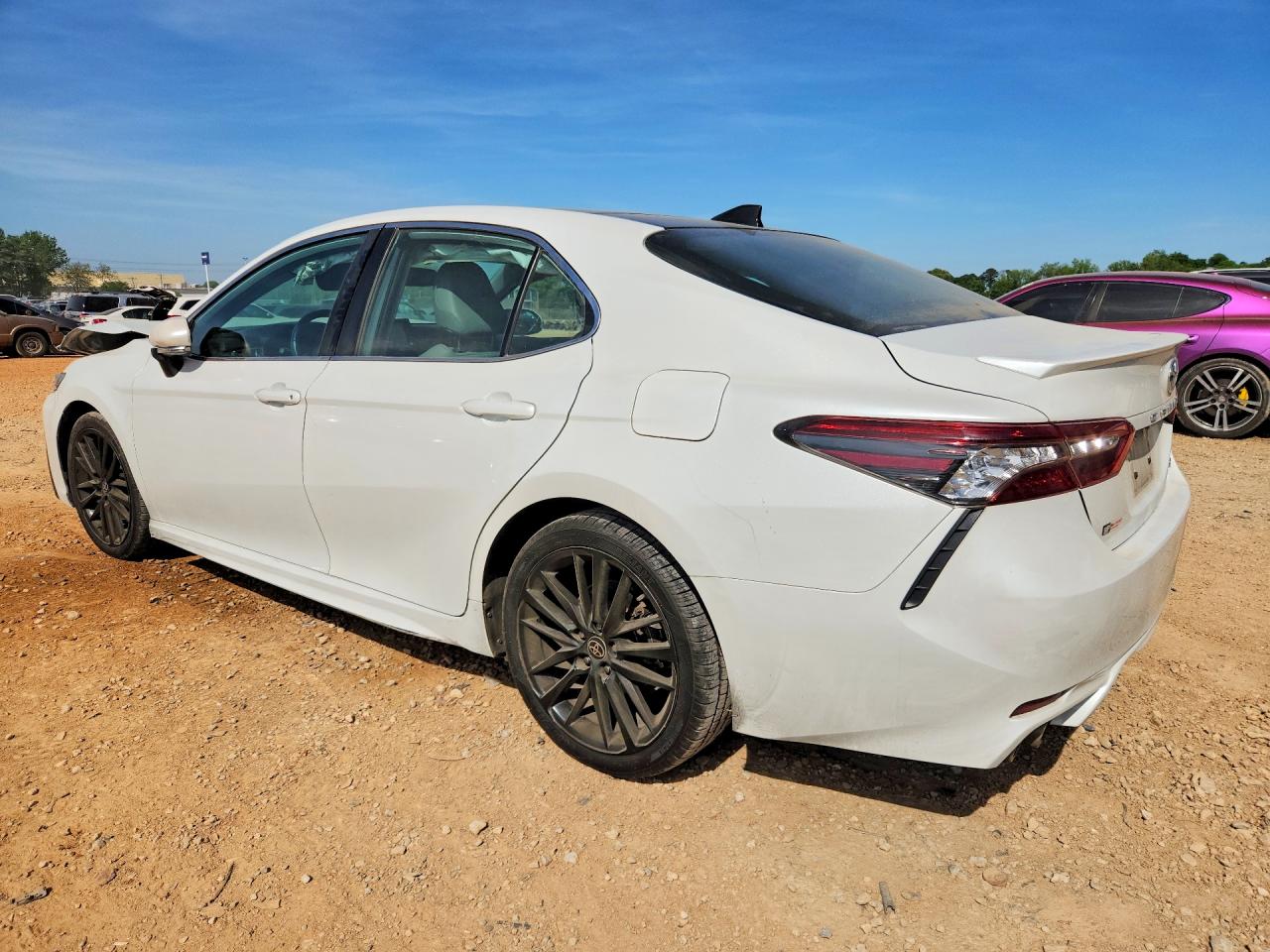 2022 TOYOTA CAMRY XSE photo 4