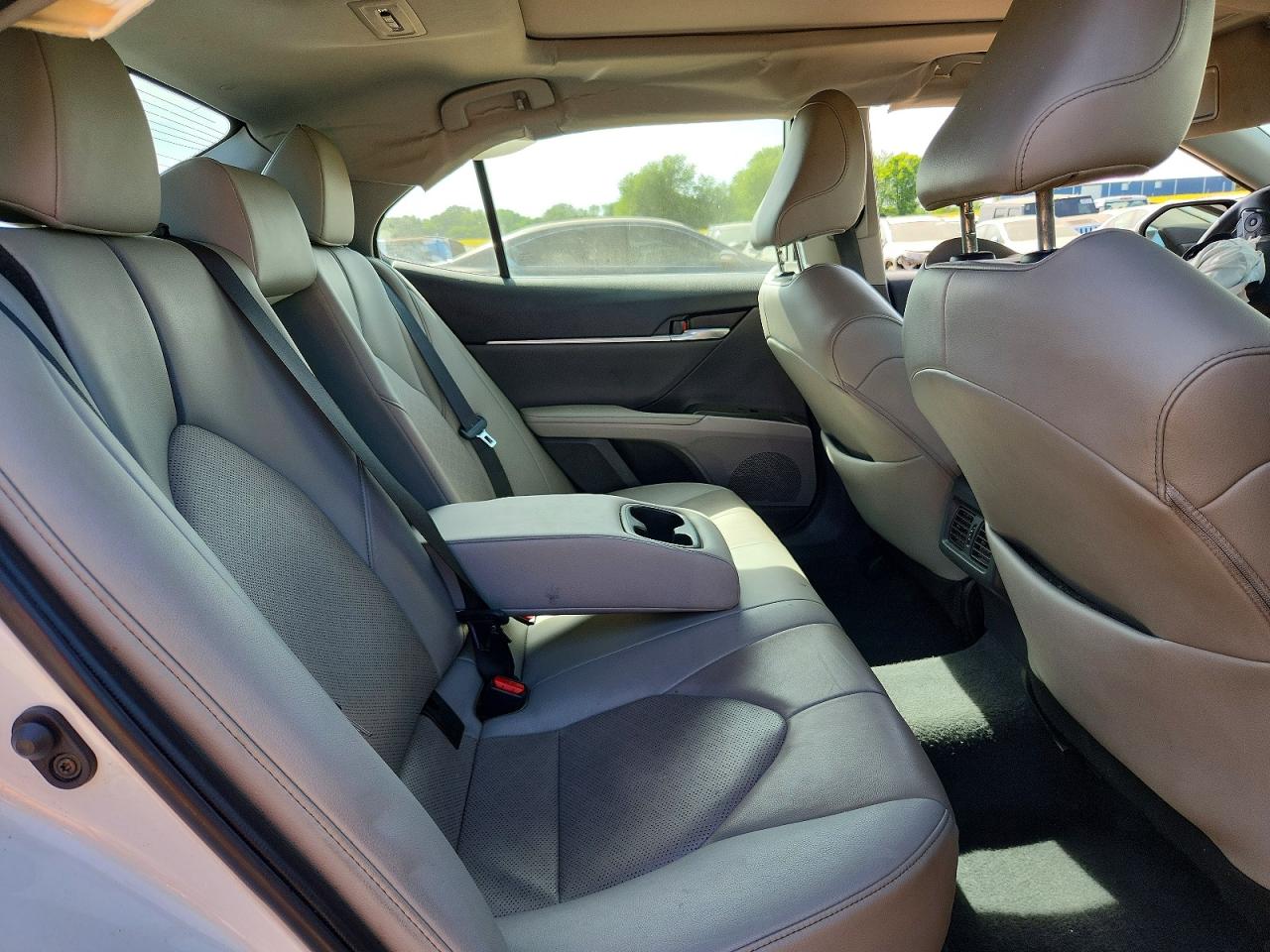 2022 TOYOTA CAMRY XSE photo 28