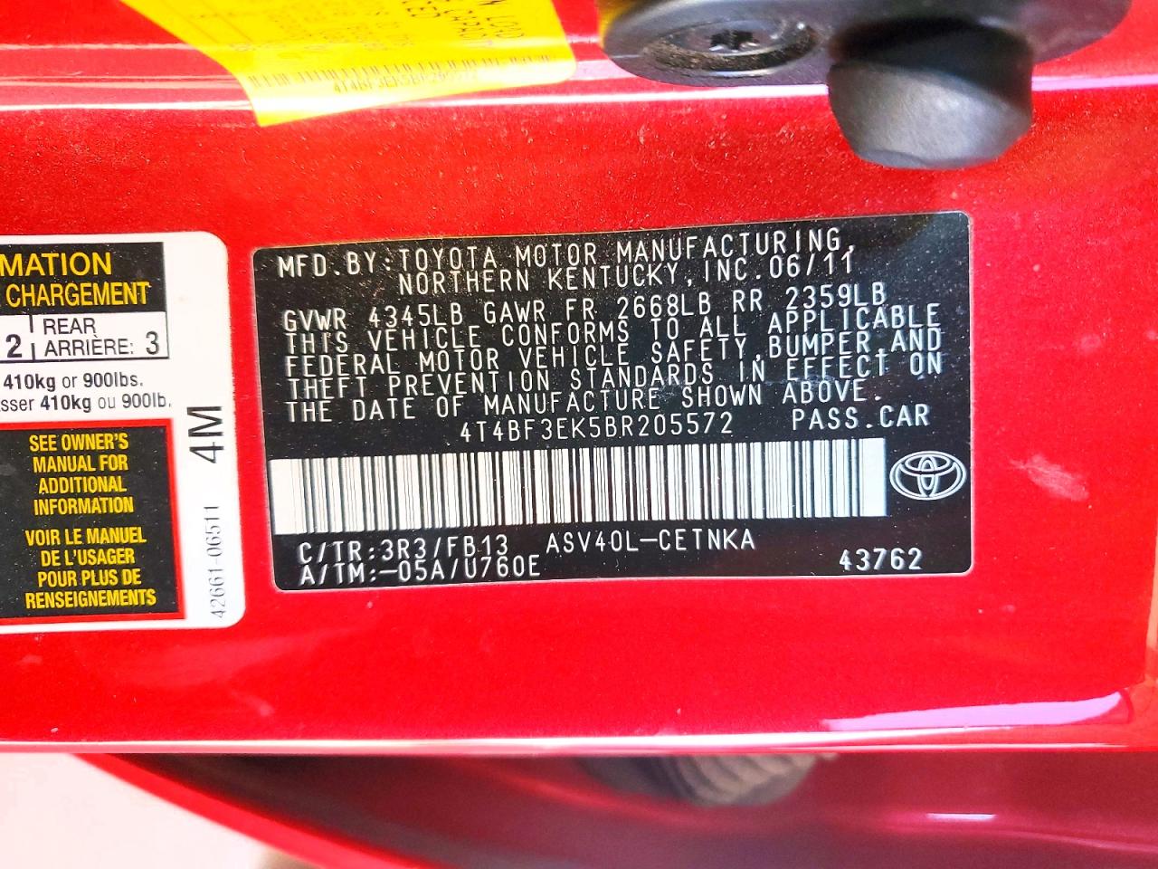 2011 TOYOTA CAMRY photo 12
