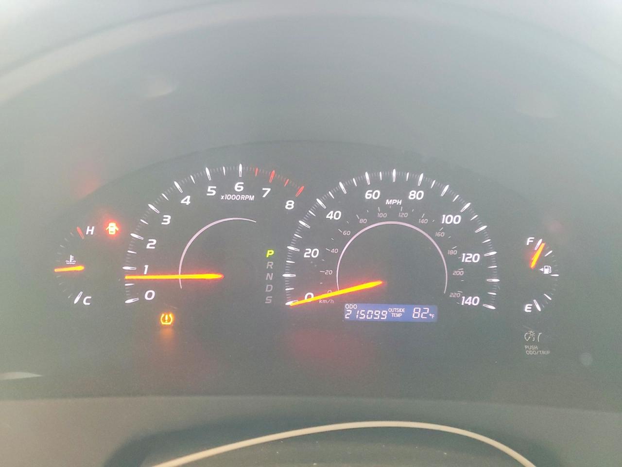 2011 TOYOTA CAMRY photo 9